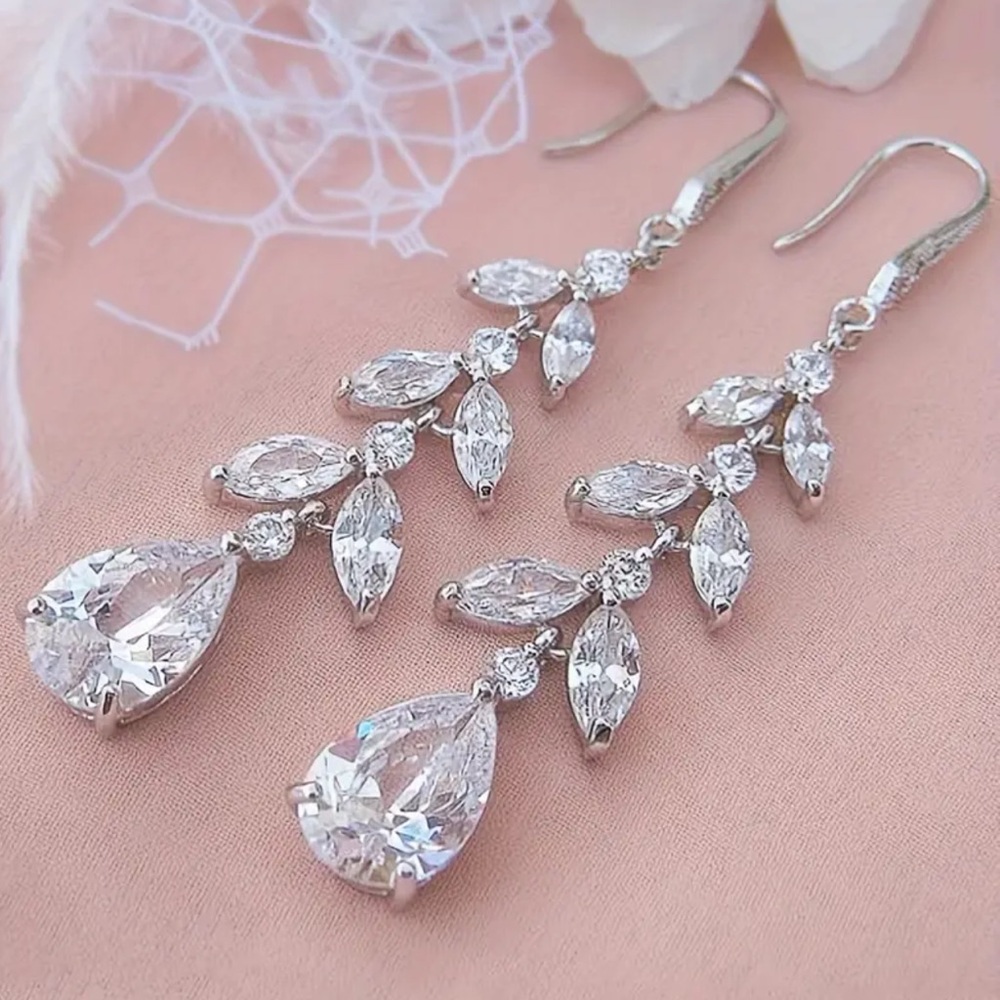 NWOT - Silver-tone Tassel Earrings with Teardrop Rhinestones and Leaf Design - Picture 2 of 5